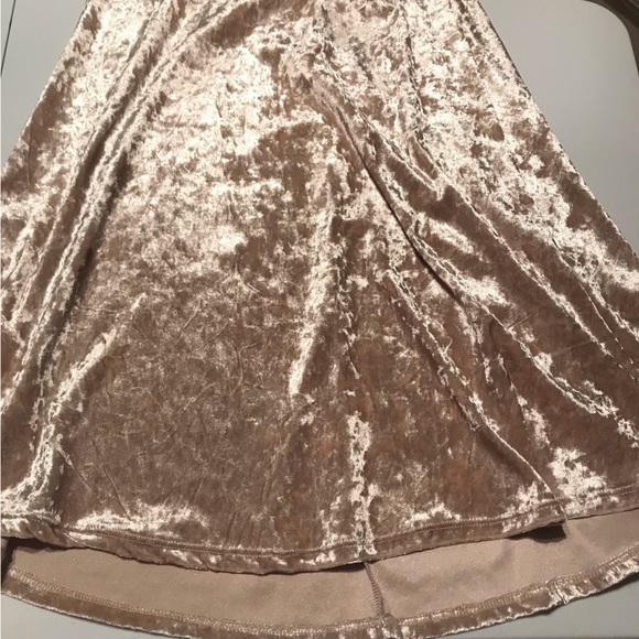 NWT Honey Audrey 3+1 Flow With Me Velvet Mini Dress in Champagne - Picture 3 of 7